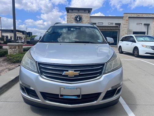 Silver 2016 Chevrolet Traverse 1LT