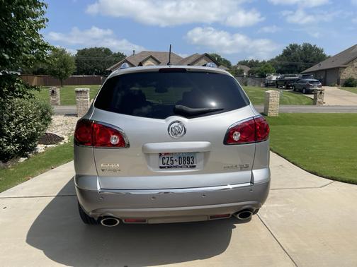 2011 Buick Enclave 2XL