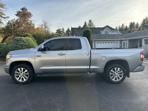 2016 Toyota Tundra Limited
