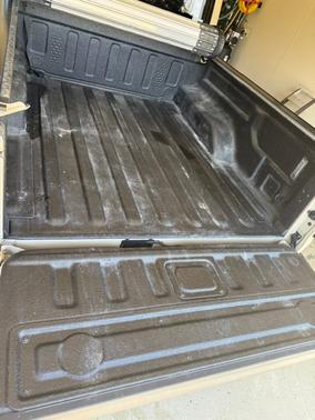 Beige 2022 Jeep Gladiator Rubicon