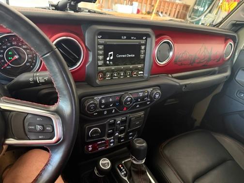 Beige 2022 Jeep Gladiator Rubicon