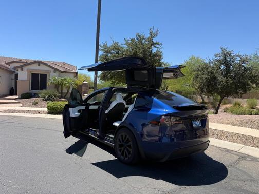 Blue 2023 Tesla Model X Plaid