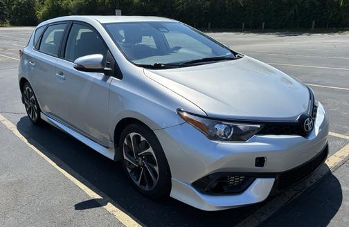 Silver 2017 Toyota Corolla iM Base