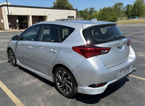 Silver 2017 Toyota Corolla iM Base