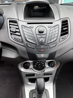 2014 Ford Fiesta SE