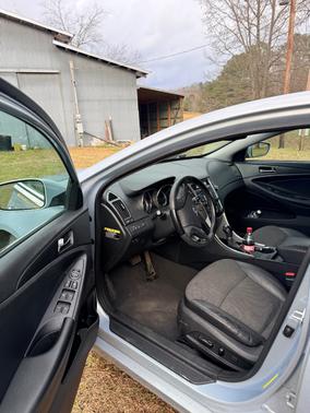 2013 Hyundai SONATA SE