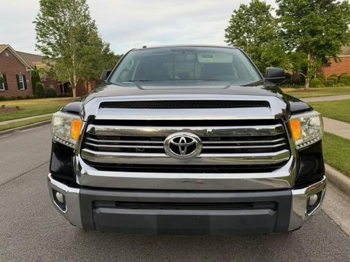 Black 2016 Toyota Tundra SR