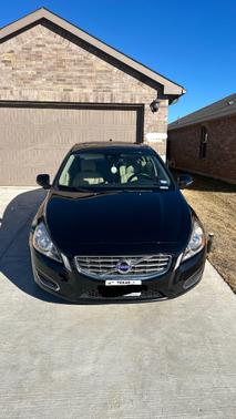 Black 2012 Volvo S60 T5