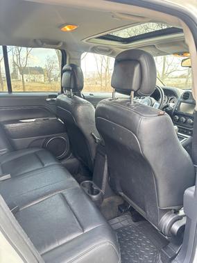 White 2016 Jeep Compass Latitude