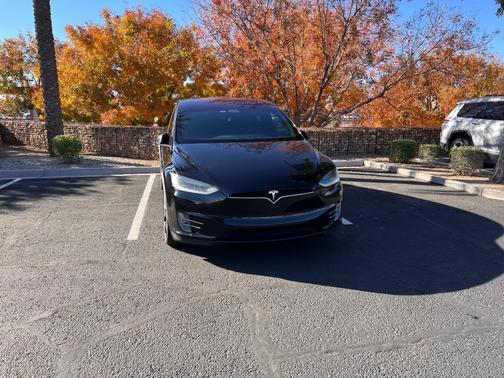 2018 Tesla Model X 75D