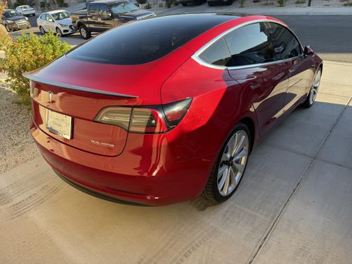 2019 Tesla Model 3 Performance