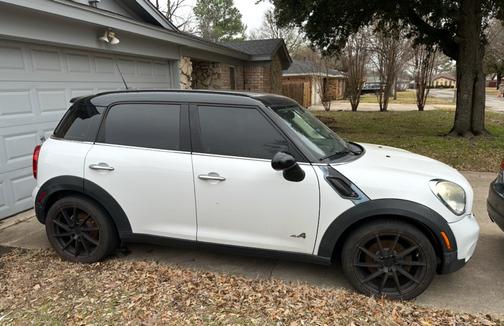 2011 MINI Cooper S Countryman Base