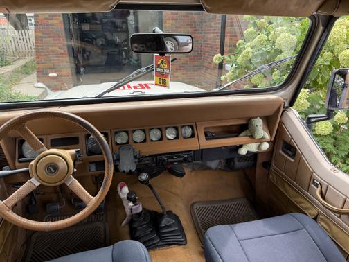1995 Jeep Wrangler Sahara