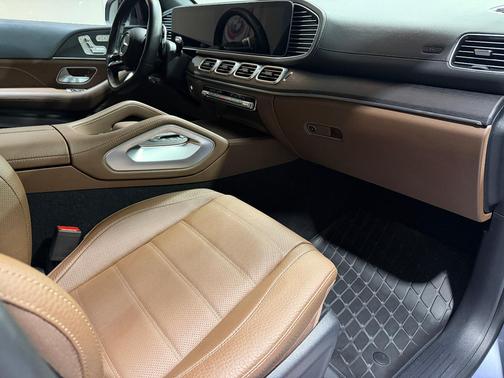 Blue 2025 Mercedes-Benz GLS 450 4MATIC