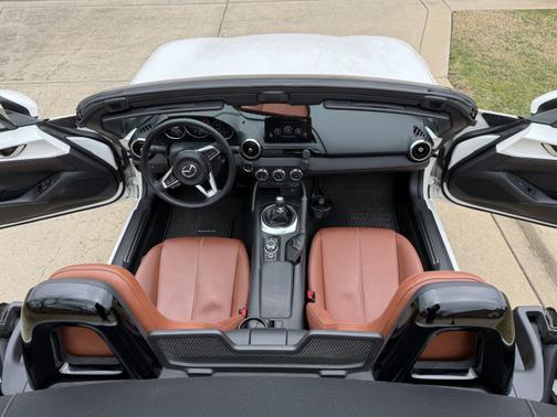 2022 Mazda MX-5 Miata Grand Touring