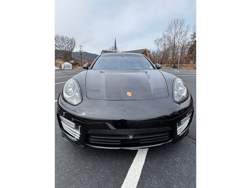 2015 Porsche Panamera Turbo S Executive