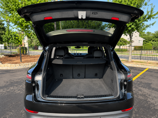 Black 2021 Porsche Cayenne Cayenne