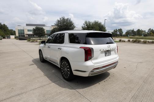 White 2024 Hyundai PALISADE Calligraphy