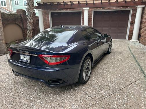 Blue 2013 Maserati GranTurismo Sport