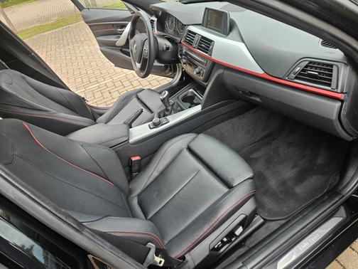 Black 2012 BMW 328 i