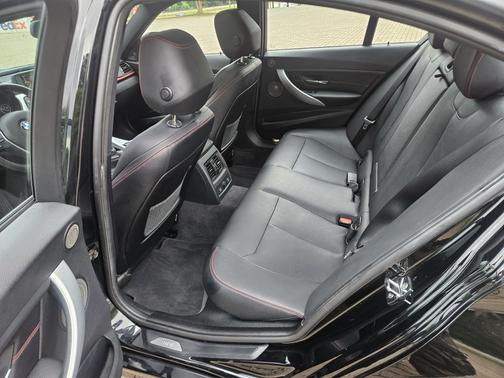 Black 2012 BMW 328 i