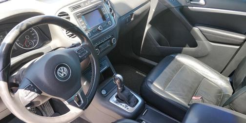Blue 2012 Volkswagen Tiguan SEL
