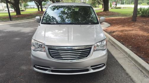 2011 Chrysler Town & Country Touring