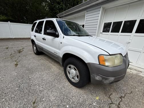 2002 Ford Escape XLS