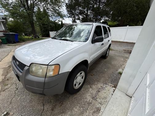 2002 Ford Escape XLS