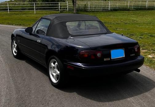 1996 Mazda MX-5 Miata Base