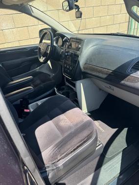 Gray 2014 Dodge Grand Caravan AVP/SE