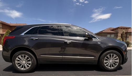 Gray 2017 Cadillac XT5 Luxury