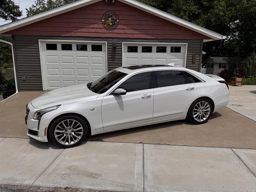 White 2017 Cadillac CT6 3.6L Premium Luxury