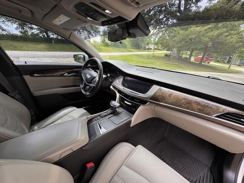 White 2017 Cadillac CT6 3.6L Premium Luxury