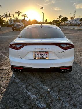2020 Kia Stinger GT-Line
