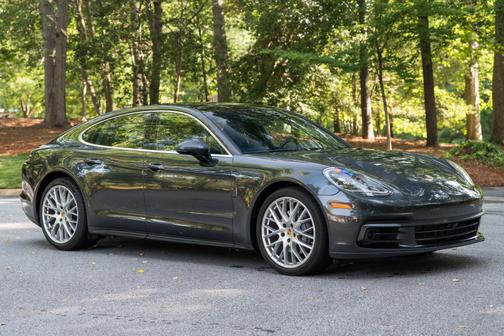 2020 Porsche Panamera 4S