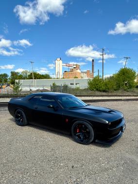 Black 2015 Dodge Challenger SRT Hellcat