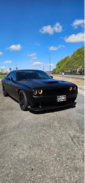 Black 2015 Dodge Challenger SRT Hellcat