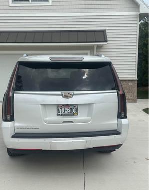 2016 Cadillac Escalade ESV Luxury