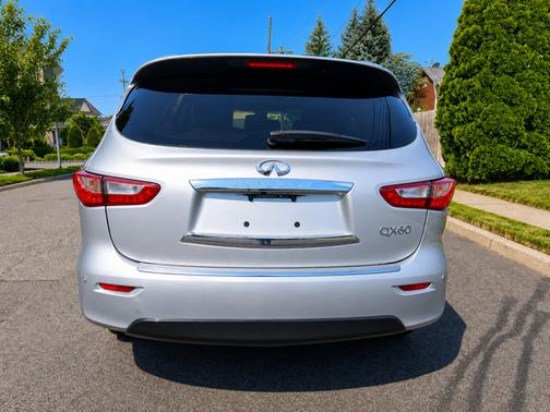 Silver 2015 INFINITI QX60 Base