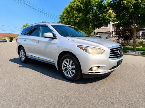 Silver 2015 INFINITI QX60 Base