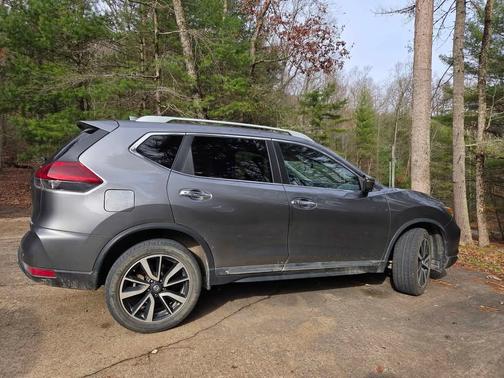 2020 Nissan Rogue SL