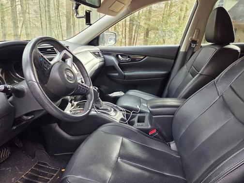 2020 Nissan Rogue SL