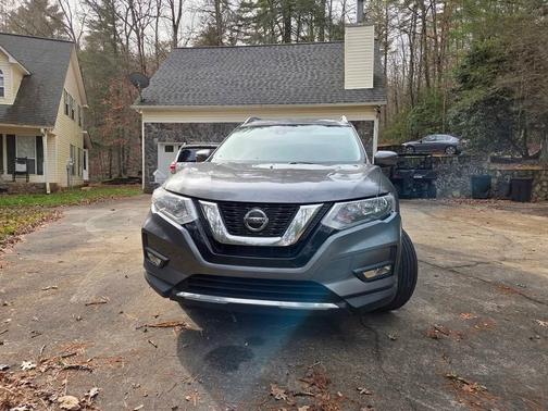 2020 Nissan Rogue SL