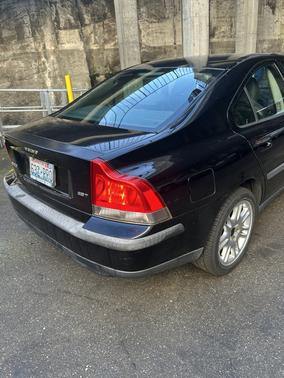 2004 Volvo S60 2.5T