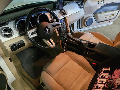 2008 Ford Mustang Base