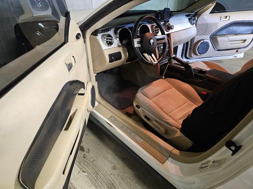 2008 Ford Mustang Base