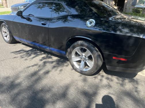 2015 Dodge Challenger SXT