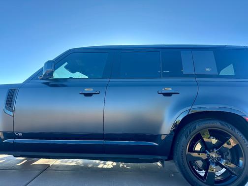 2024 Land Rover Defender 110 P525 Carpathian Edition