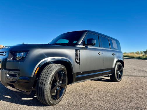 2024 Land Rover Defender 110 P525 Carpathian Edition